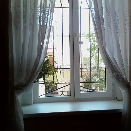 Deribasovskaya 16 * Odesa