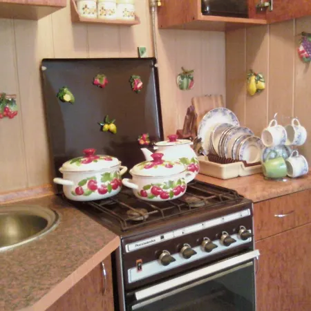Deribasovskaya 16 *
